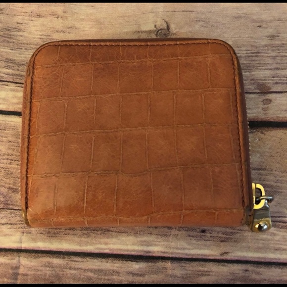 Authentic Miu Miu wallet - Picture 2 of 8